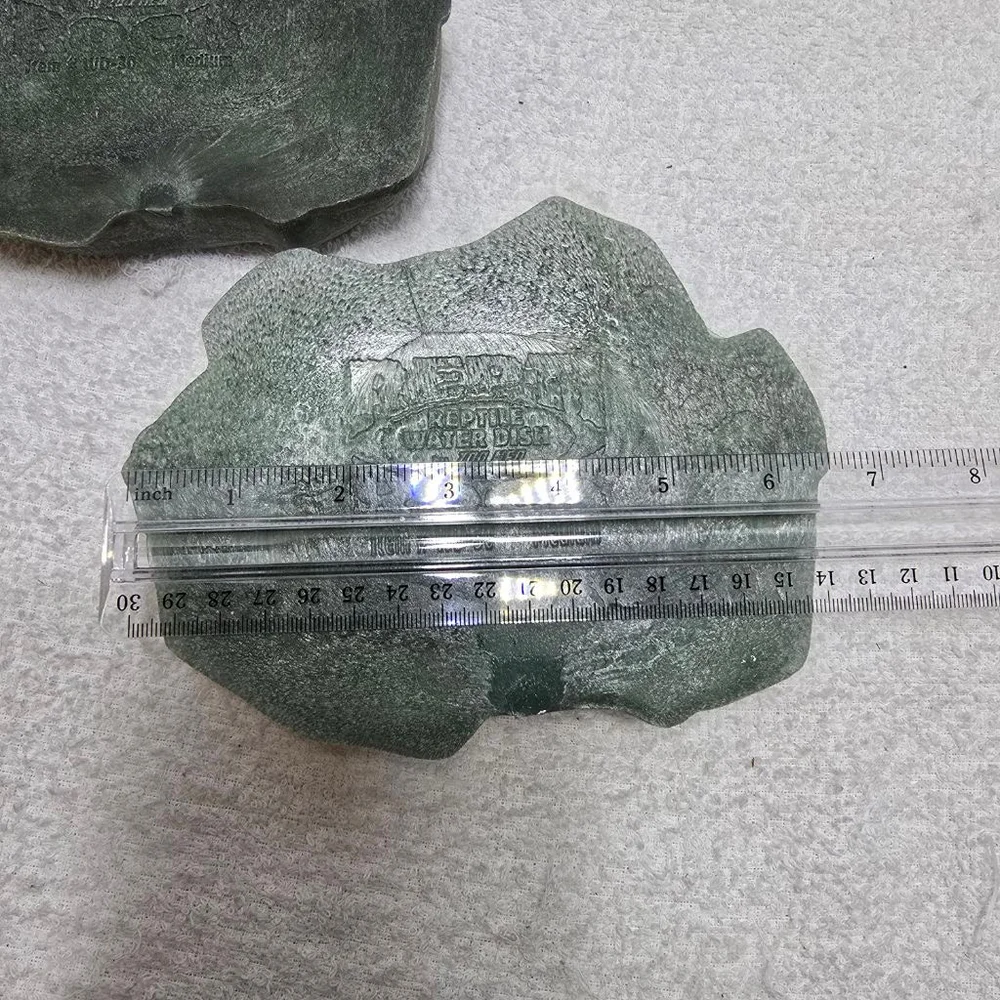 Zoo Med Reptile Habitat Water Dish One Size Dark Green Light Green